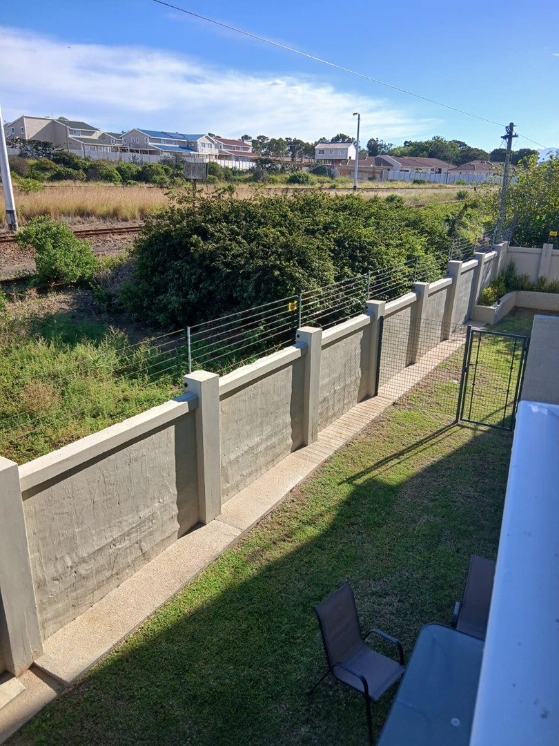 3 Bedroom Property for Sale in Bayview Western Cape